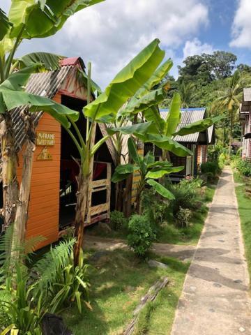 Beach Shack Chalet - Garden View Aframe Big Unit Kampong Juara Экстерьер фото